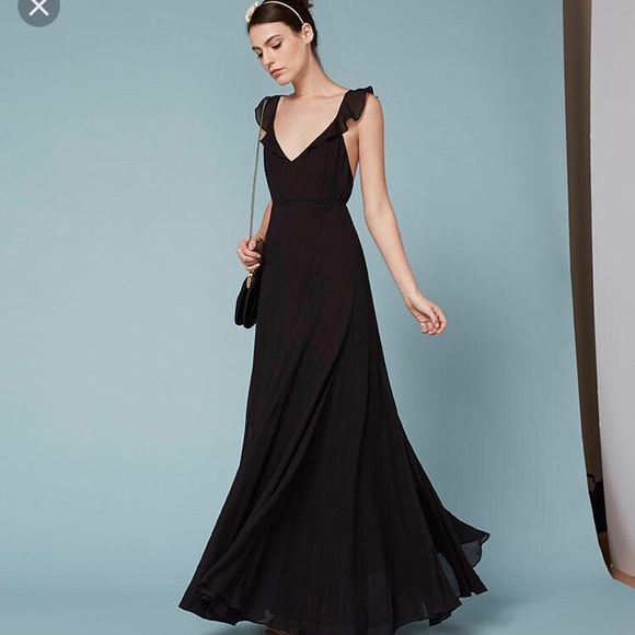 Reformation Dresses & Skirts - Reformation Isabella Dress in black, size 4, NEW